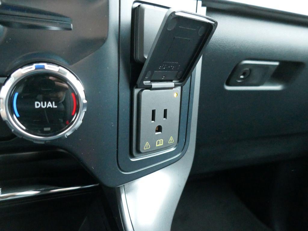 2026 Ford F-150 LARIAT 4WD SuperCrew 5.5' Box