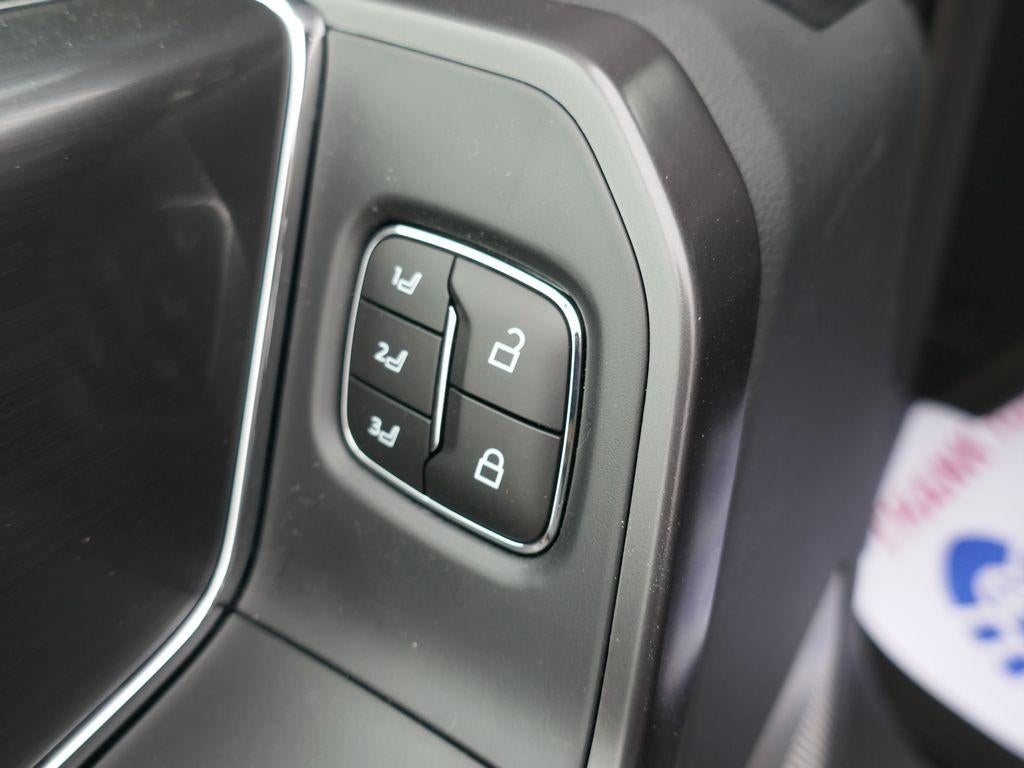 2026 Ford F-150 LARIAT 4WD SuperCrew 5.5' Box