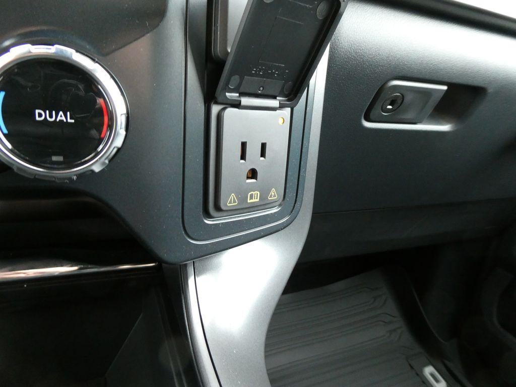 2026 Ford F-150 LARIAT 4WD SuperCrew 5.5' Box