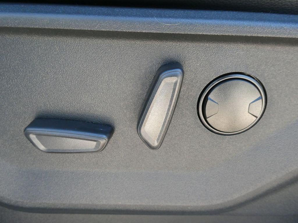 2026 Ford F-150 LARIAT 4WD SuperCrew 5.5' Box