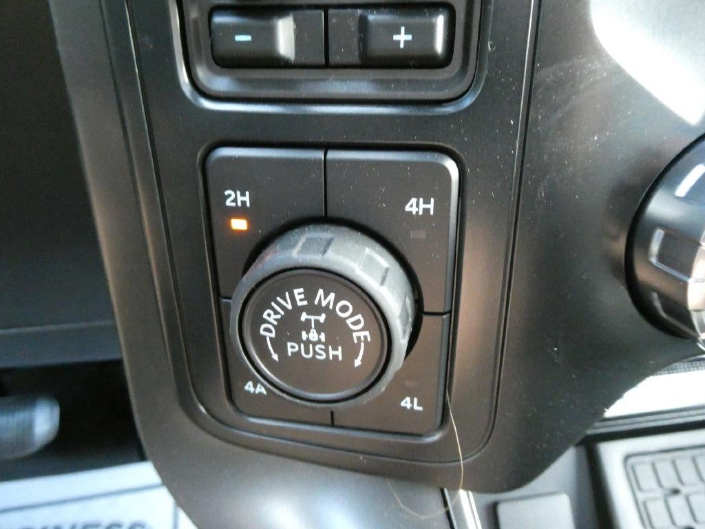 2026 Ford F-150 LARIAT 4WD SuperCrew 5.5' Box