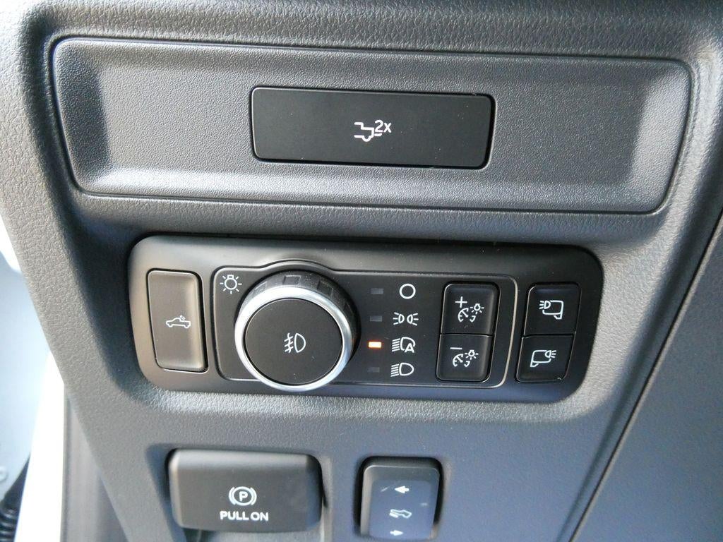 2026 Ford F-150 LARIAT 4WD SuperCrew 5.5' Box