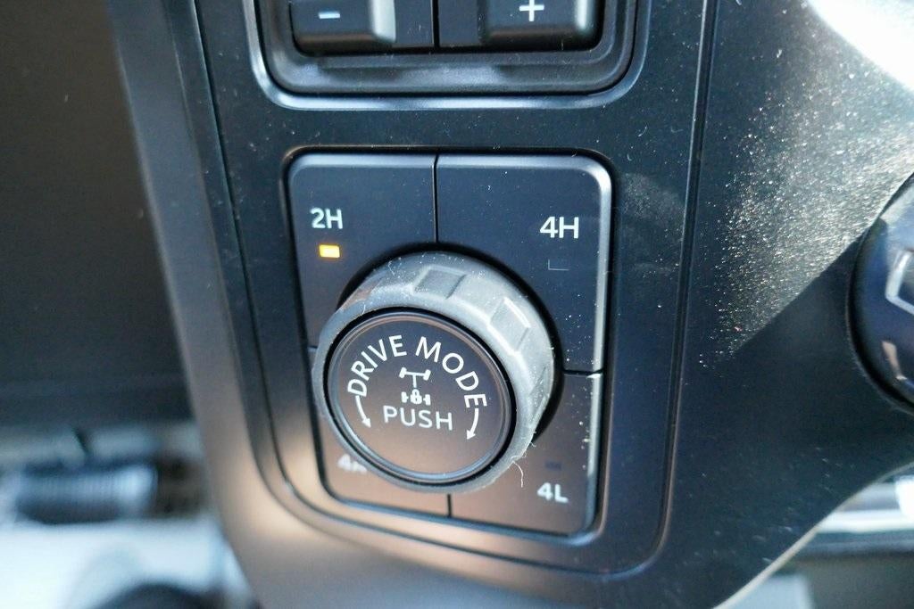 2025 Ford F-150 LARIAT 4WD SuperCrew 5.5' Box