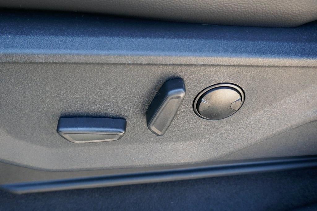 2025 Ford F-150 LARIAT 4WD SuperCrew 5.5' Box