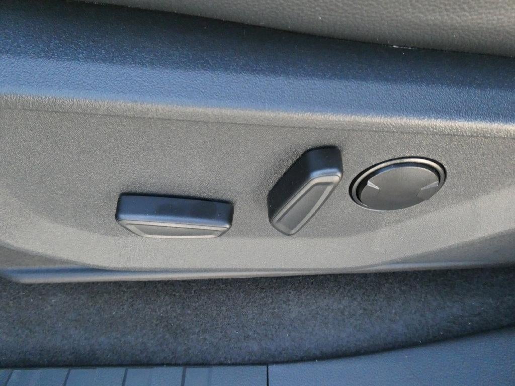 2026 Ford F-150 LARIAT 4WD SuperCrew 6.5' Box
