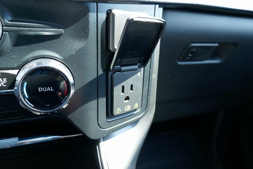 2025 Ford F-150 LARIAT 4WD SuperCrew 5.5' Box