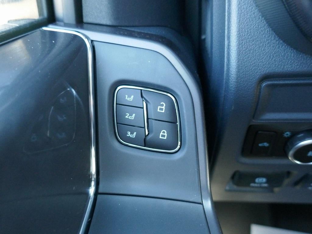 2026 Ford F-150 LARIAT 4WD SuperCrew 5.5' Box