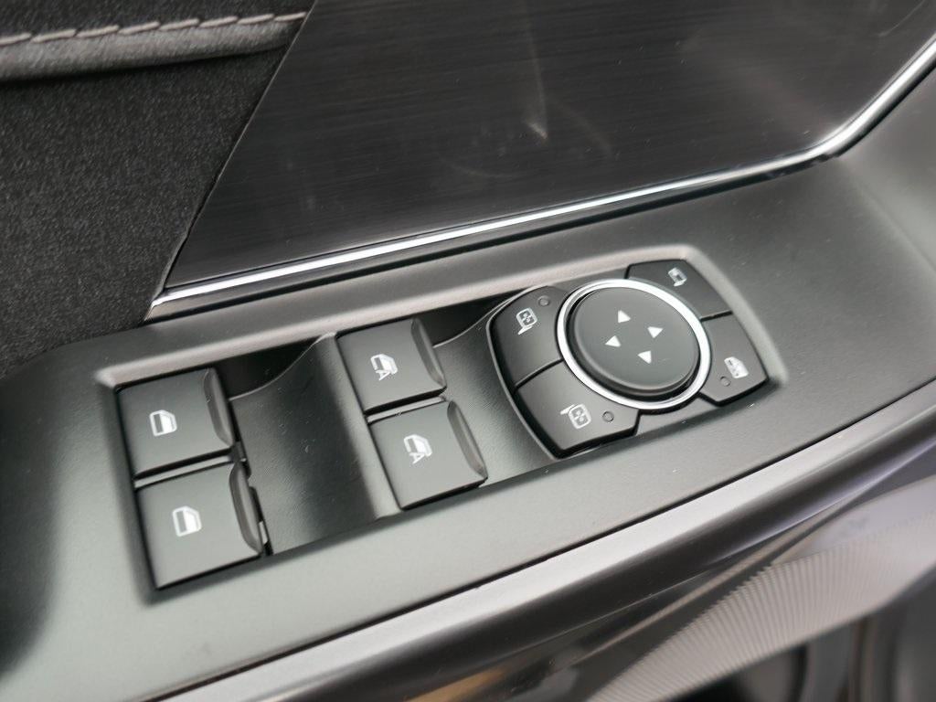 2026 Ford F-150 LARIAT 4WD SuperCrew 5.5' Box