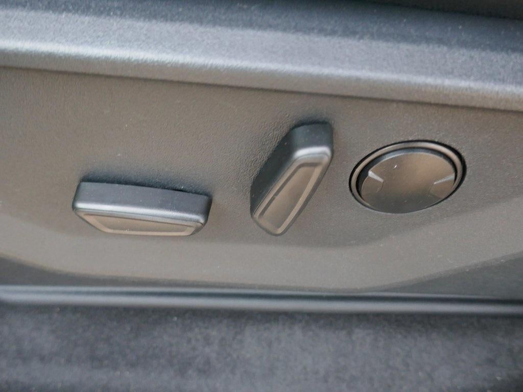 2026 Ford F-150 LARIAT 4WD SuperCrew 5.5' Box