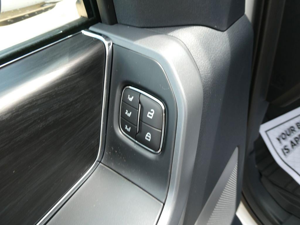 2026 Ford F-150 LARIAT 4WD SuperCrew 5.5' Box