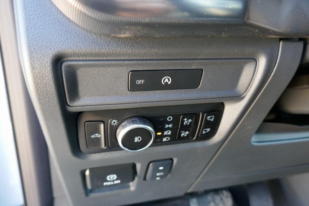 2025 Ford F-150 LARIAT 4WD SuperCrew 5.5' Box