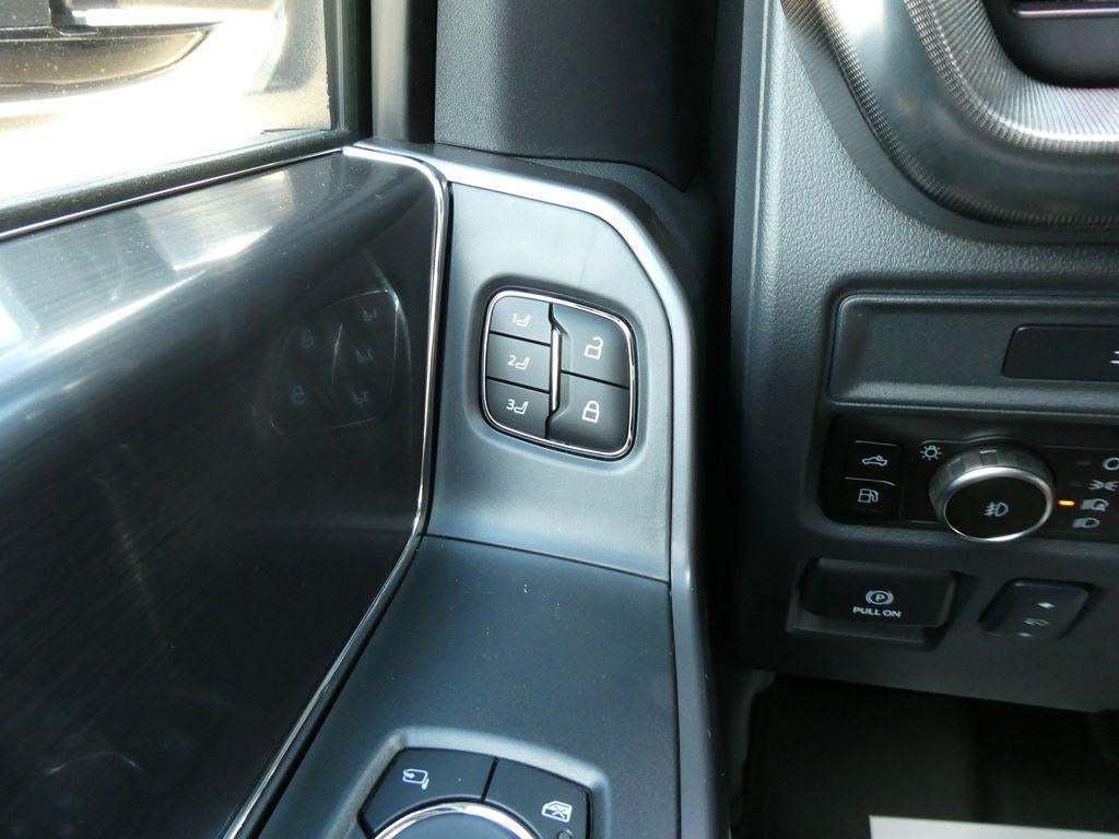 2026 Ford F-150 LARIAT 4WD SuperCrew 5.5' Box