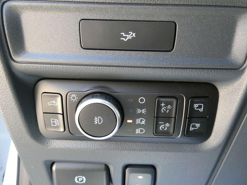 2026 Ford F-150 LARIAT 4WD SuperCrew 5.5' Box