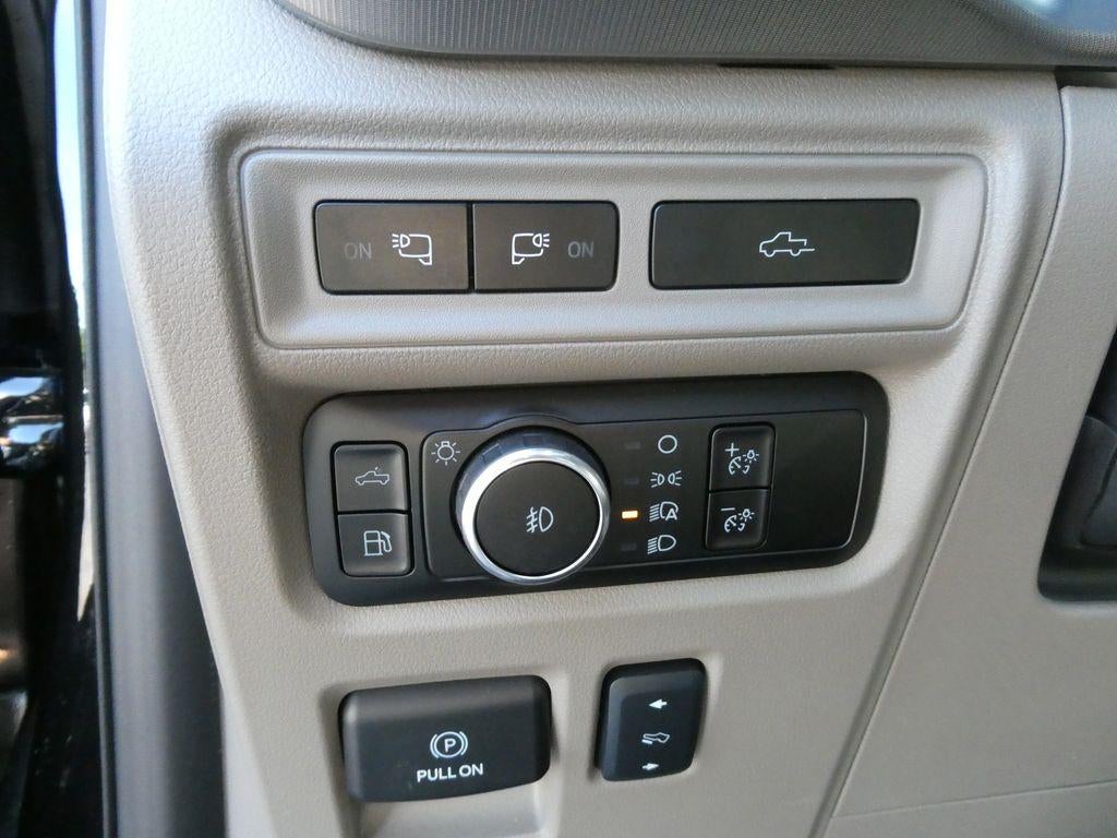 2024 Ford F-150 Platinum 4WD SuperCrew 5.5' Box