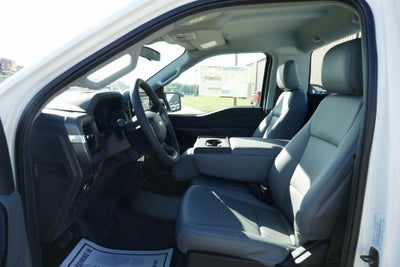 2025 Ford F-150 XL 2WD Reg Cab 8' Box