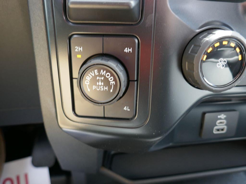 2026 Ford F-150 XL 4WD Reg Cab 8' Box