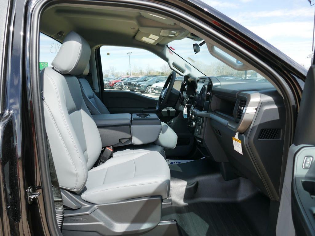 2026 Ford F-150 XL 4WD Reg Cab 8' Box