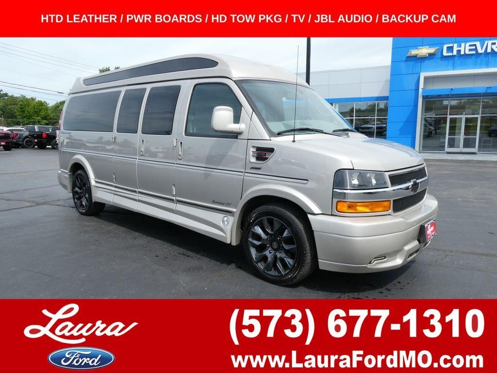 2023 Chevrolet Express 2500 Extended Work Van HD's photo