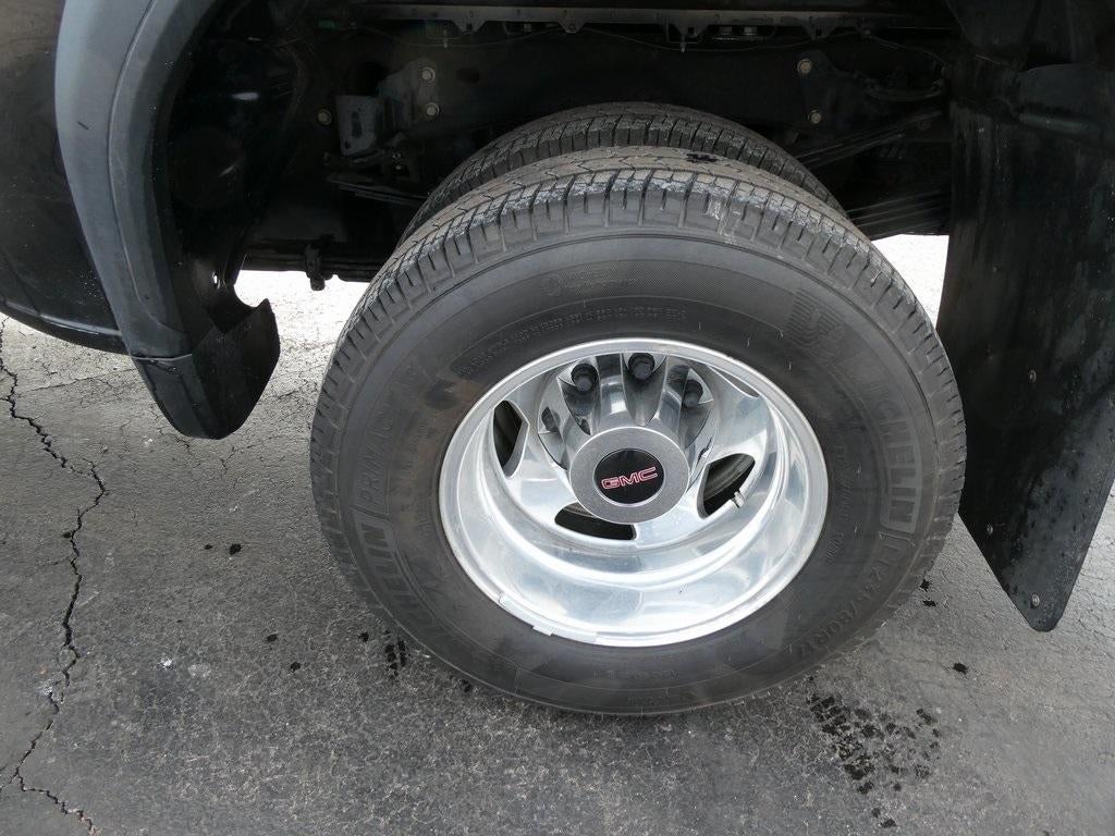 2020 GMC Sierra 3500HD Crew Cab Long Box 4-Wheel Drive Denali