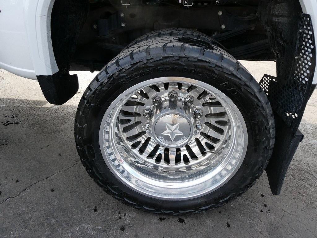 2022 GMC Sierra 3500HD Crew Cab Long Box 4-Wheel Drive Denali