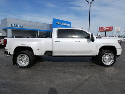 2022 GMC Sierra 3500HD Crew Cab Long Box 4-Wheel Drive Denali