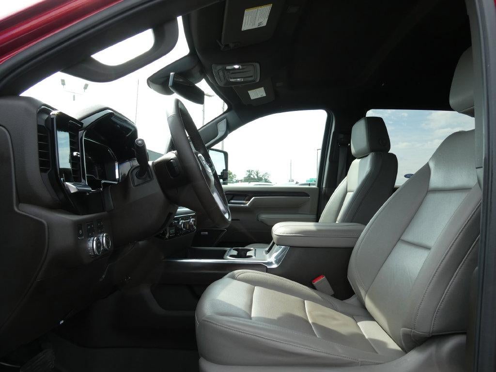2025 GMC Sierra 2500 HD Crew Cab Standard Box 4-Wheel Drive SLT