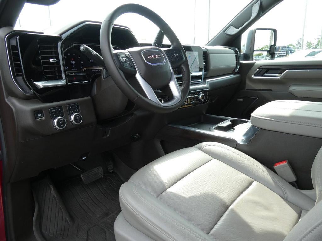 2025 GMC Sierra 2500 HD Crew Cab Standard Box 4-Wheel Drive SLT