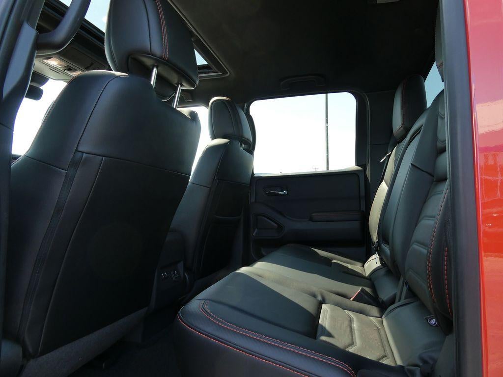 2025 Nissan Frontier Crew Cab 4x4 PRO-4X