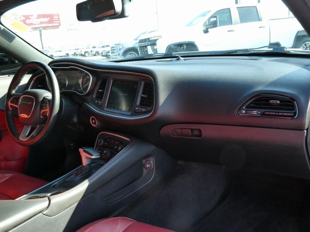 2016 Dodge Challenger 2dr Cpe SXT Plus