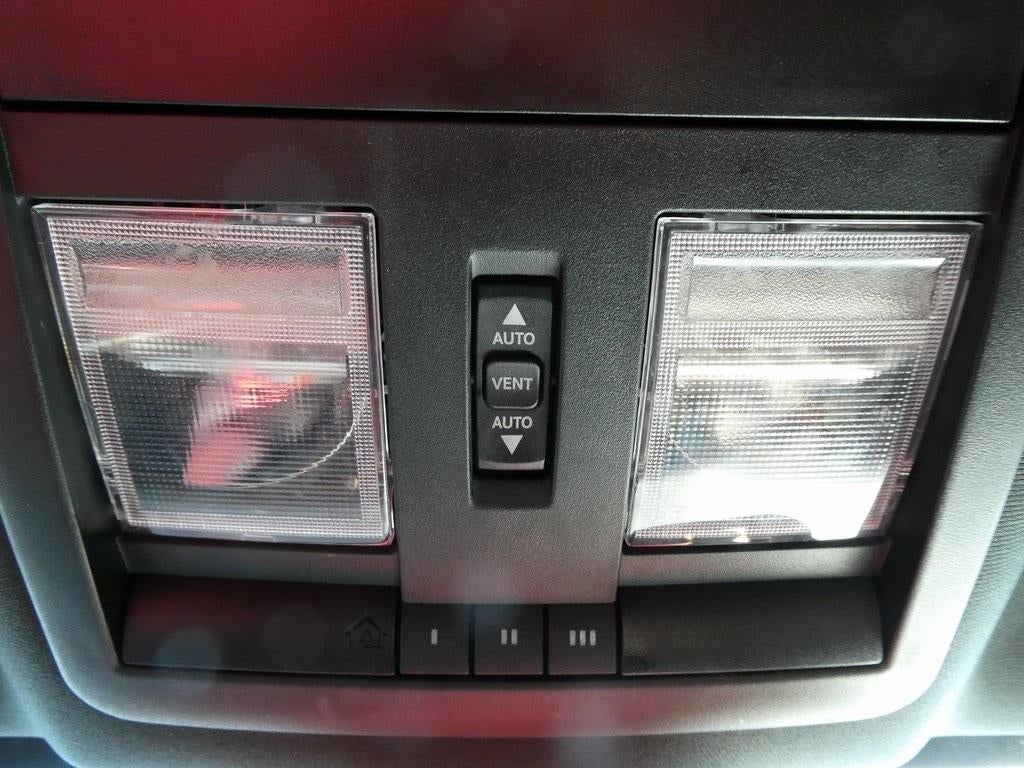 2016 Dodge Challenger 2dr Cpe SXT Plus