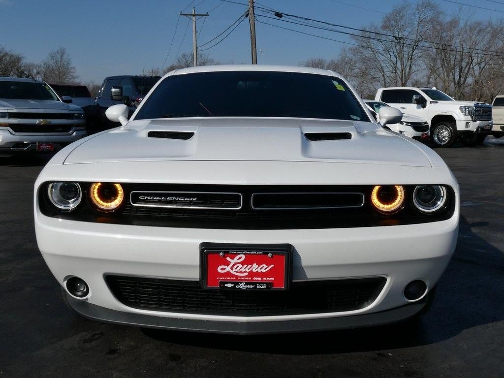 2016 Dodge Challenger 2dr Cpe SXT Plus