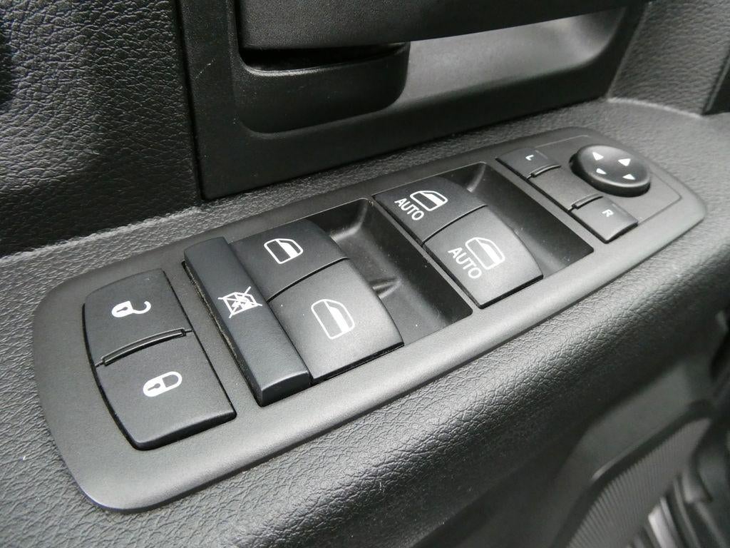 2021 RAM 2500 Tradesman 4x4 Crew Cab 6'4" Box