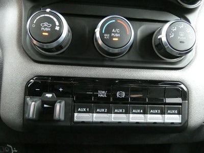 2021 RAM 2500 Tradesman 4x4 Crew Cab 6'4" Box