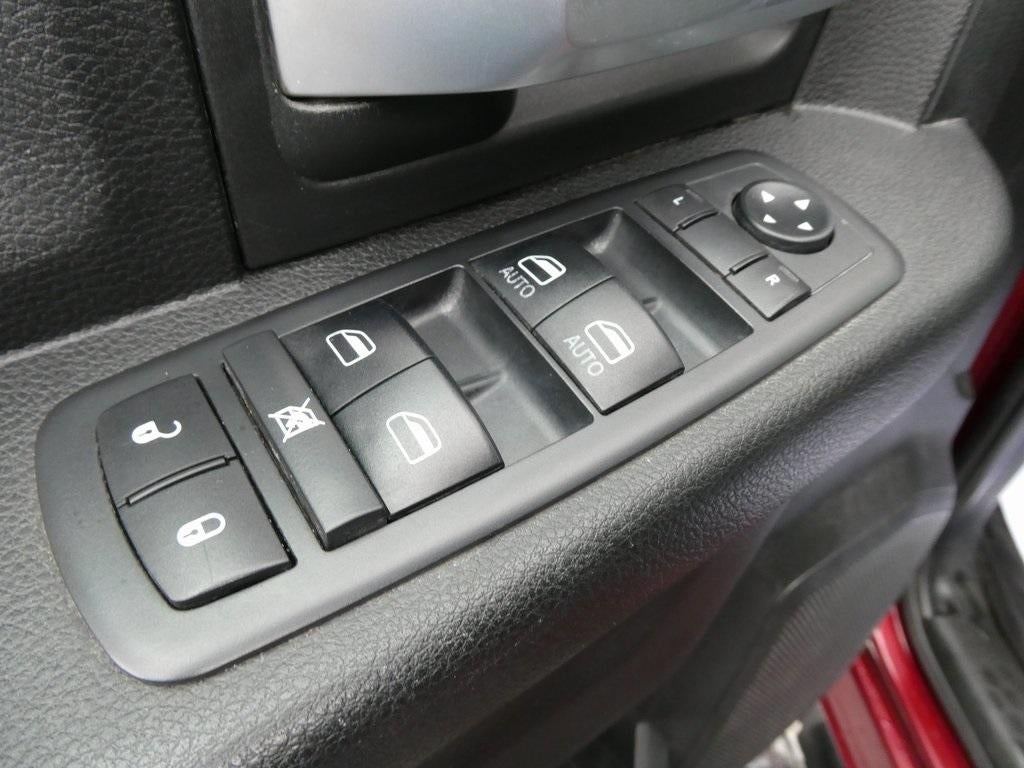 2019 RAM 2500 Tradesman 4x4 Crew Cab 6'4" Box