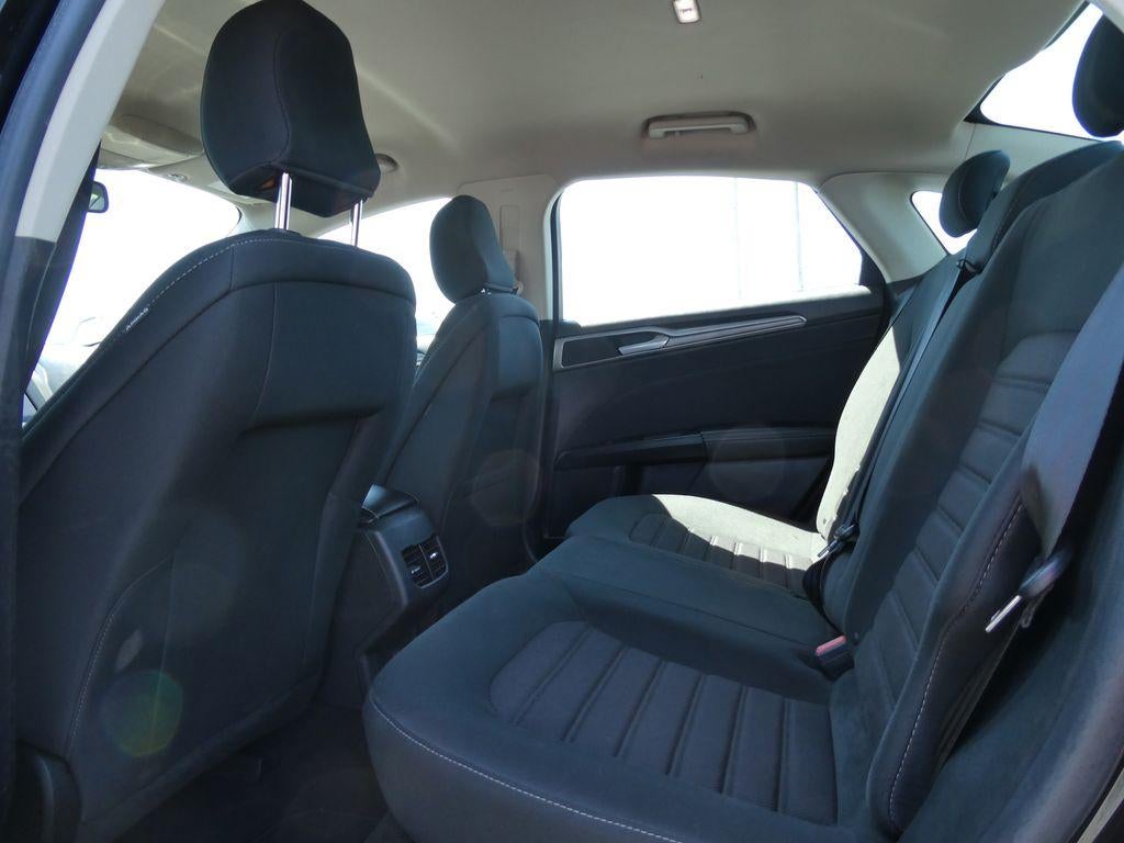 2020 Ford Fusion SE FWD