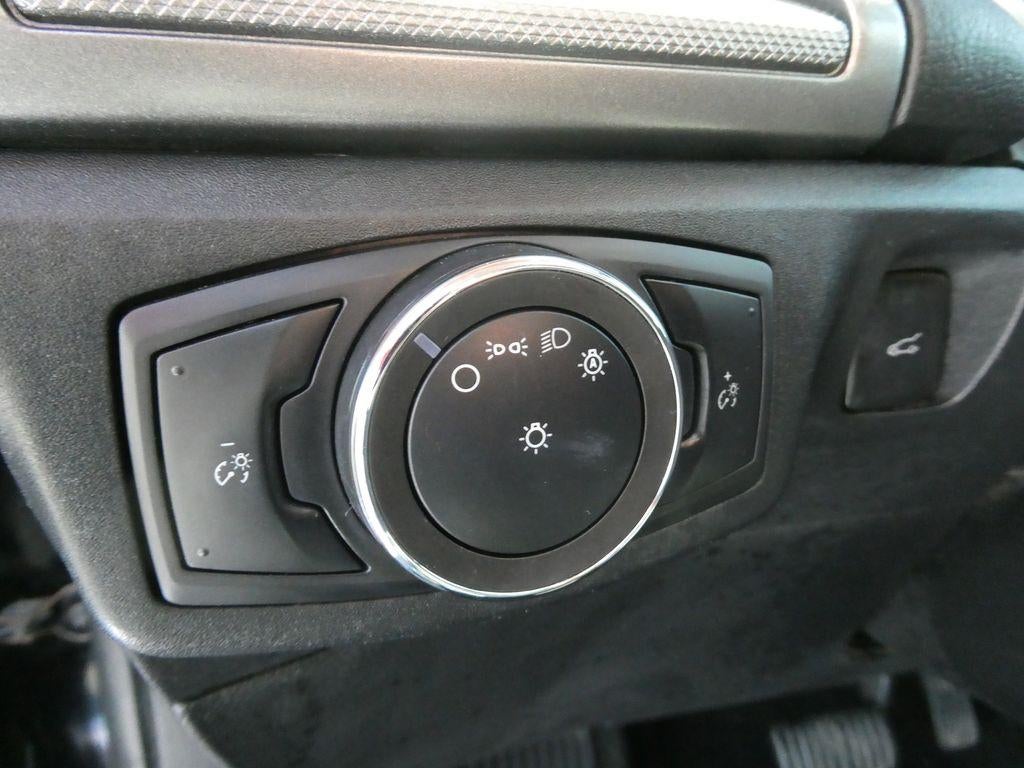 2020 Ford Fusion SE FWD