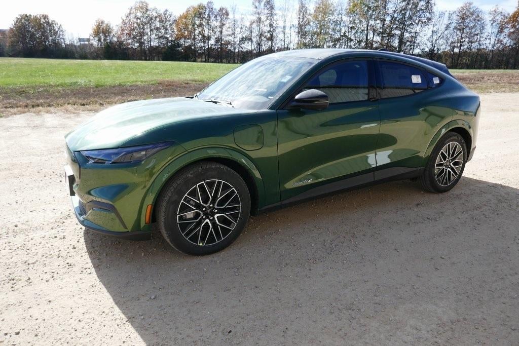 2025 Ford Mustang Mach-E Premium RWD