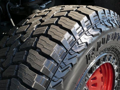 2023 Toyota Tacoma 4WD 4WD SR Double Cab 5' Bed V6 AT (GS)