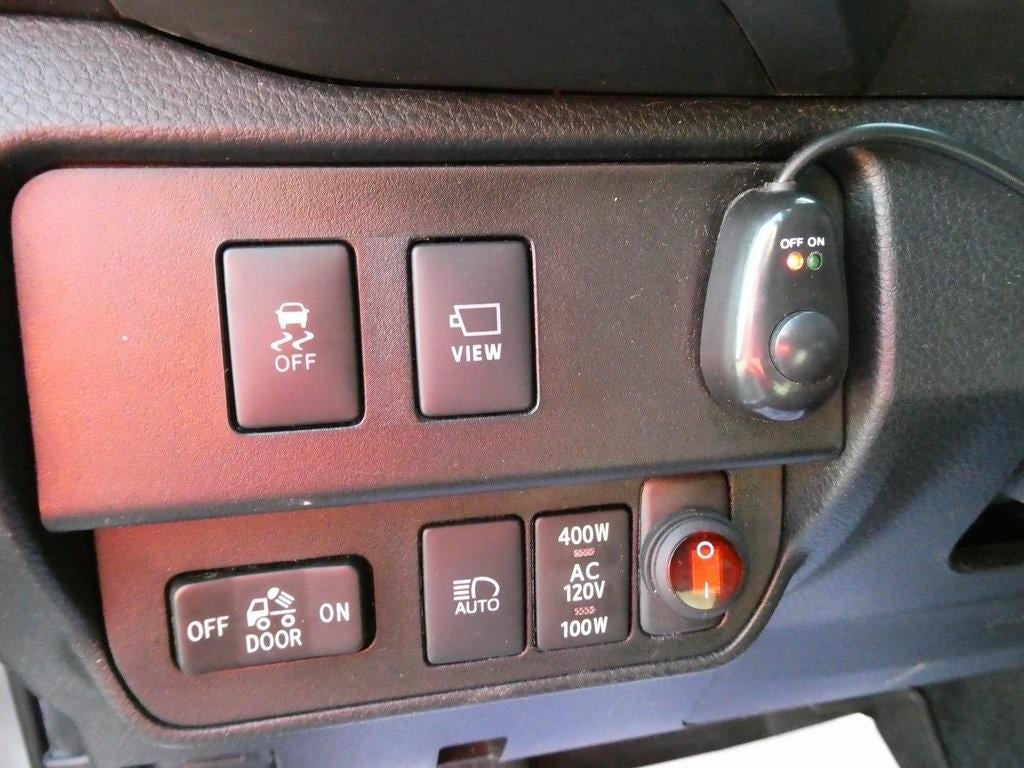 2023 Toyota Tacoma 4WD 4WD SR Double Cab 5' Bed V6 AT (GS)