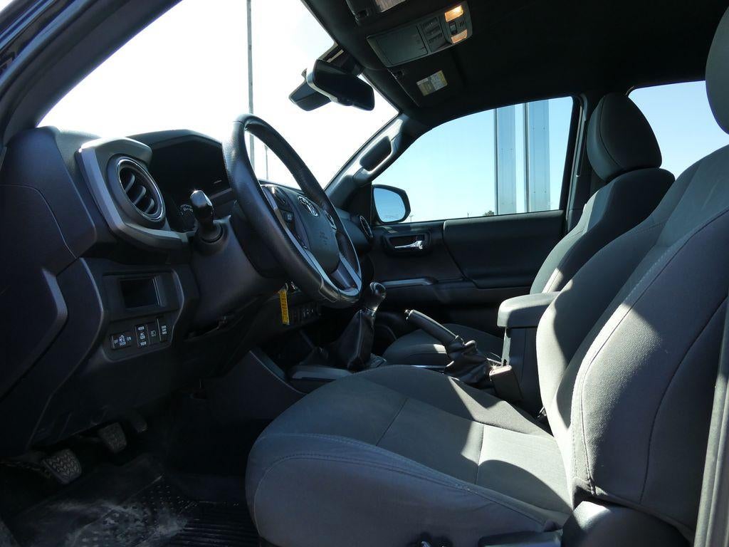 2019 Toyota Tacoma 4WD 4WD TRD Off Road Double Cab 5' Bed V6 MT (Natl)