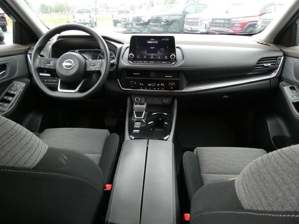 2023 Nissan Rogue FWD SV
