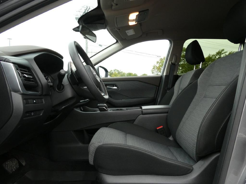 2023 Nissan Rogue FWD SV