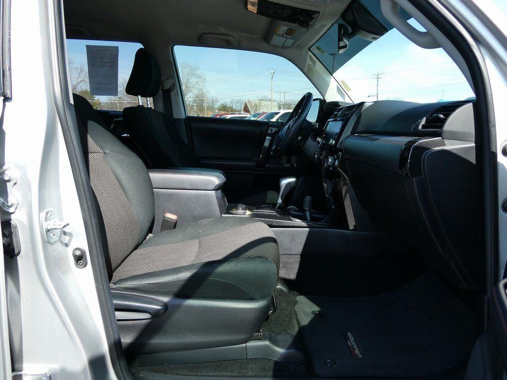 2023 Toyota 4Runner TRD Off Road 4WD (Natl)