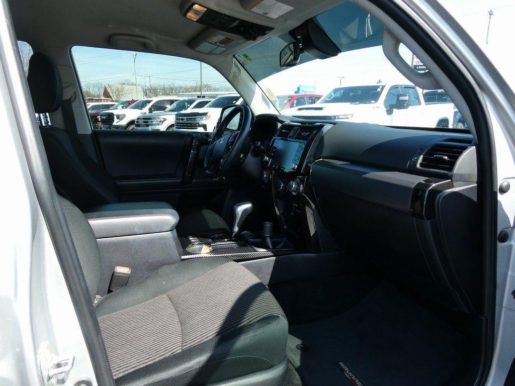 2023 Toyota 4Runner TRD Off Road 4WD (Natl)