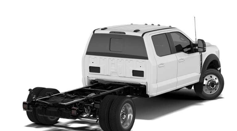 2027 Ford Chassis Cab F-550® LARIAT®