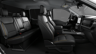 2027 Ford Chassis Cab F-550® LARIAT®