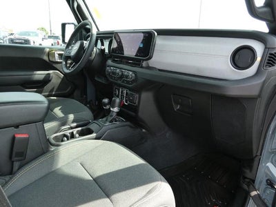 2025 Jeep Wrangler 4-Door Summit 4x4