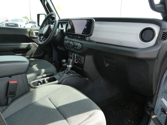 2025 Jeep Wrangler 4-Door Summit 4x4