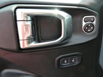 2025 Jeep Wrangler 4-Door Summit 4x4