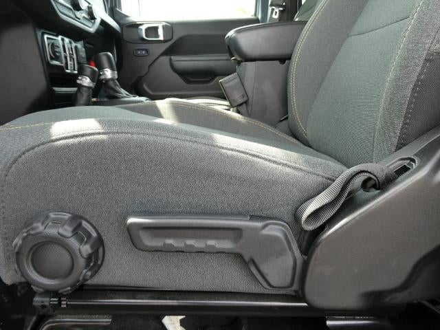 2025 Jeep Wrangler 4-Door Summit 4x4